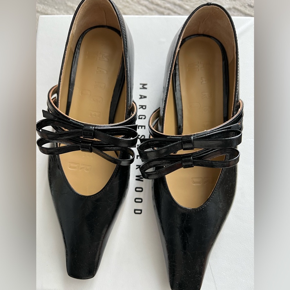 [ITEM LOST DURING MOVE] Authentic Marge Sherwood Bow Flats
